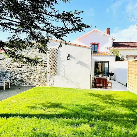 Maison Centre Typique لا برنوري-ان-رتز